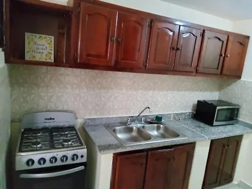 Coconut Apartment Excelent Location Air Conditioning Wifi, Free Parking Santiago De Los Caballeros Dominican Republic